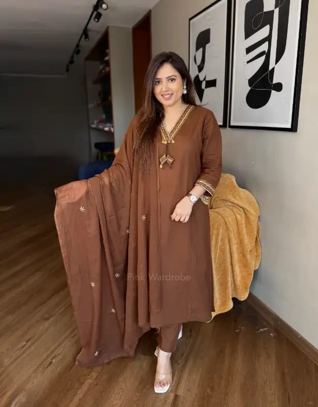 Jaipur Bandhej Brown Embroidered Kurta Set With Matching Dupatta