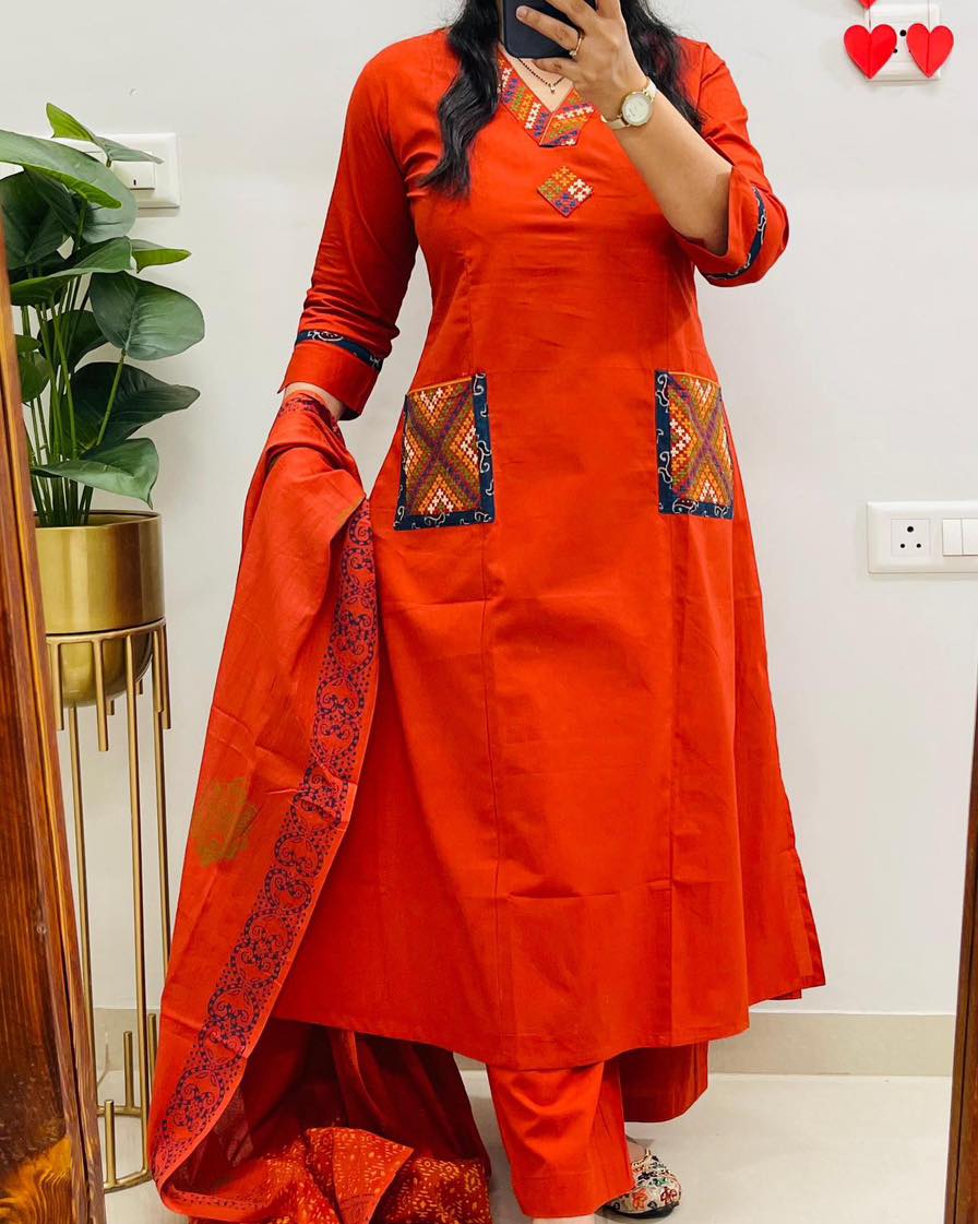 Jaipur Bandhej Rust Orange Ethnic Kurta Set With Printed Dupatta