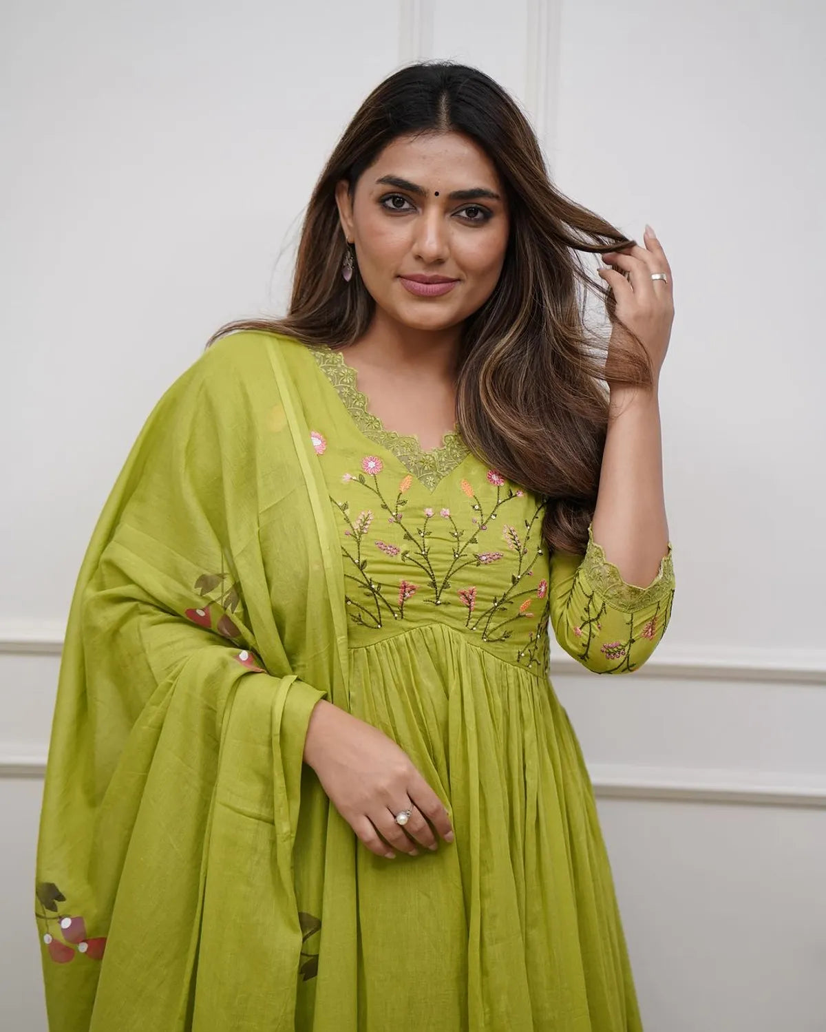 Green Embroidered Anarkali Kurta Set With Dupatta