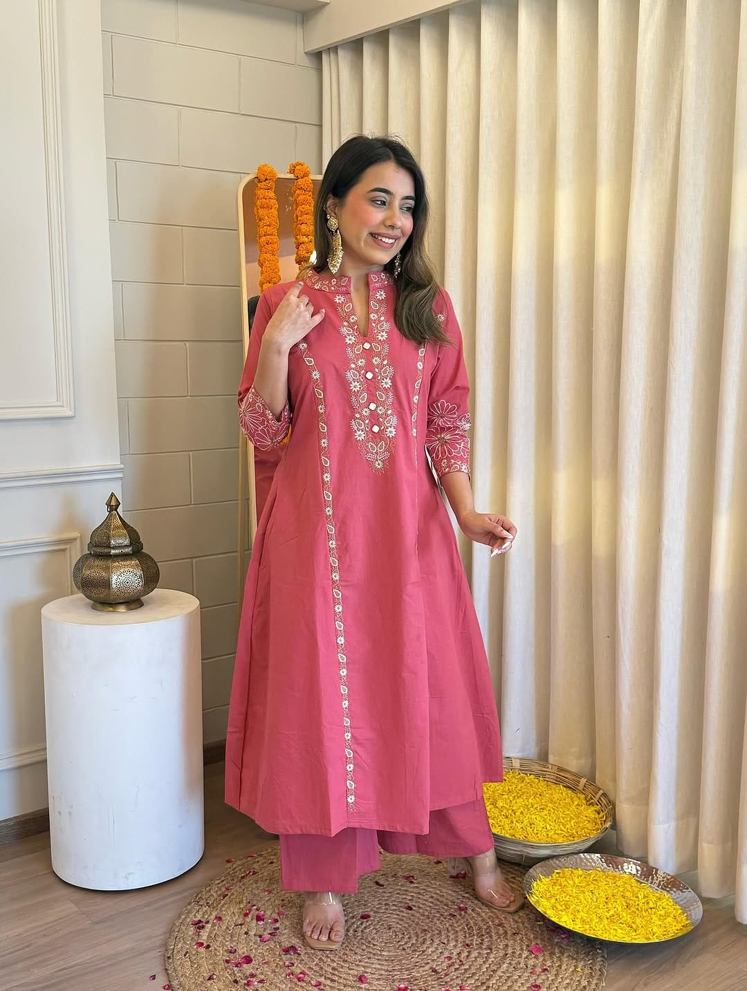 Jaipur Bandhej Elegant Rose Pink Embroidered Kurta Set