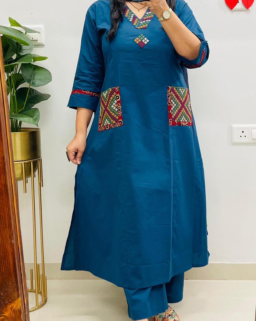 Jaipur Bandhej Blue Handcrafted Kurta Set With Printed Dupatta